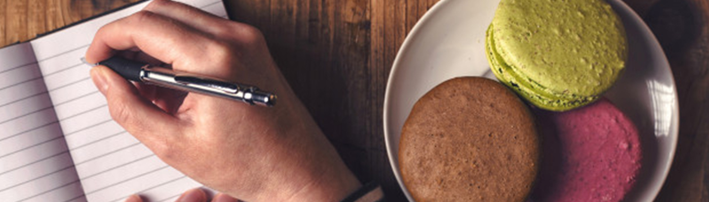 Lettere d'amore, auguri, revisione e creazione redazione.